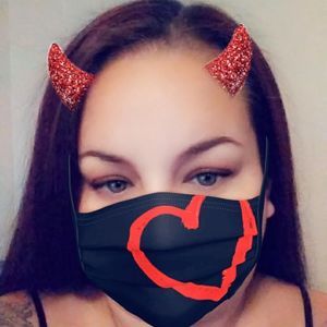 Meet your Posher, Crystal